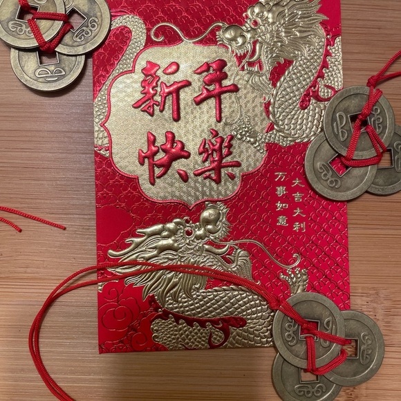Chinese Year of the Dragon Red Money Envelope 3 Feng Shui Coin Set - Picture 11 of 11